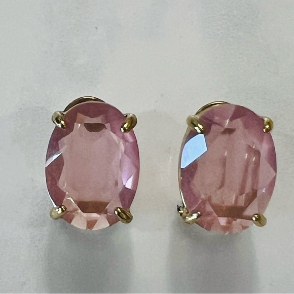 Heidi Daus 🆕Opaque Coral crystal button clip on earring in original Heidi box - Picture 1 of 7